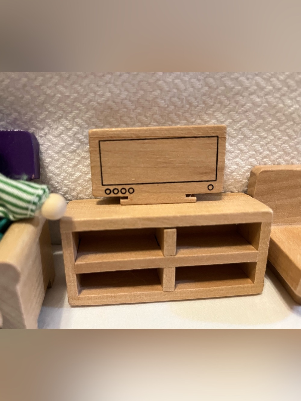 Melissa & Doug Wooden Dollhouse Furniture Set with Purple Accents and Two Dolls - Picture 3 of 7